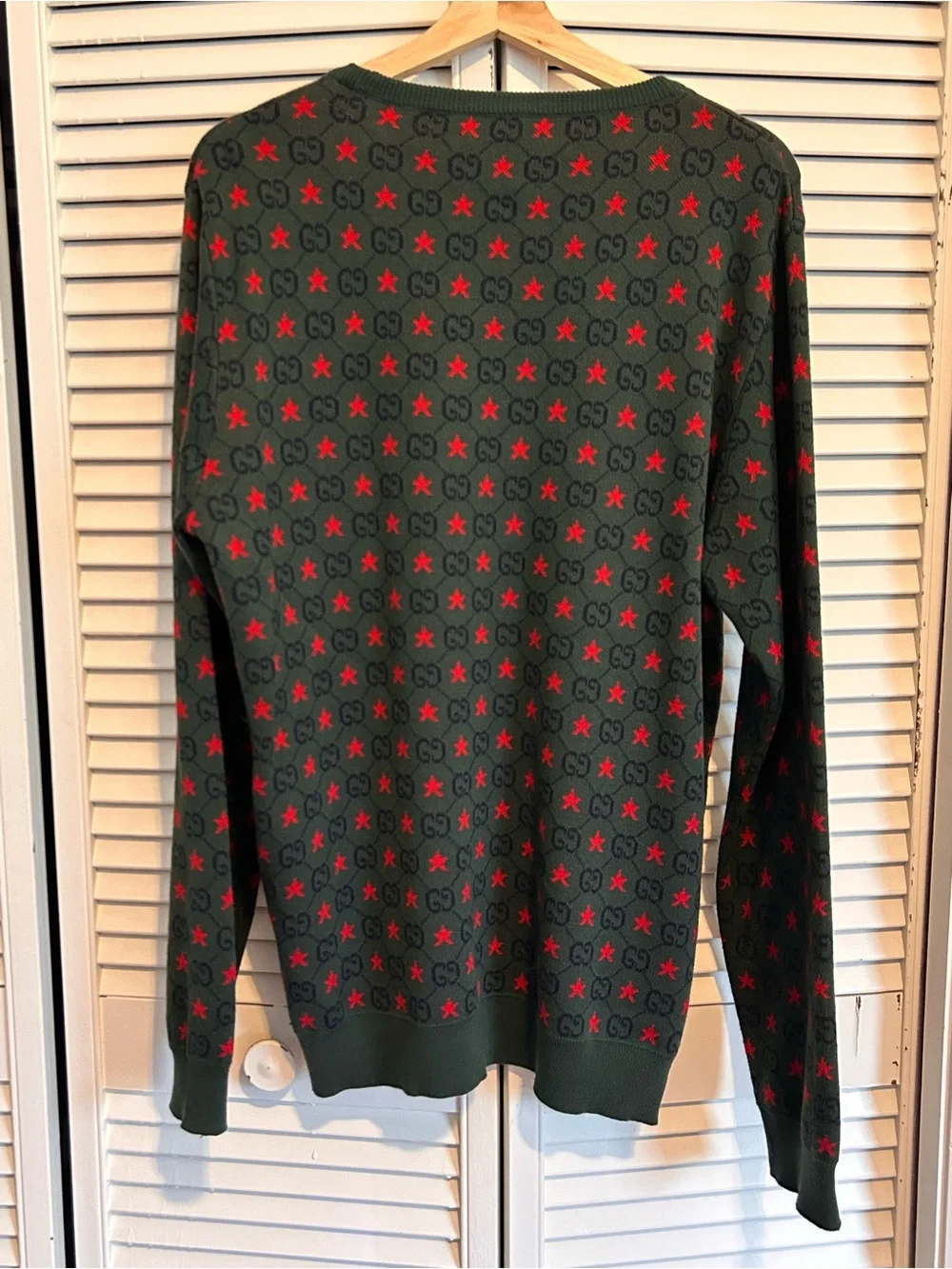 Gucci Men's Green Crewneck Sweater with Red Star Motif